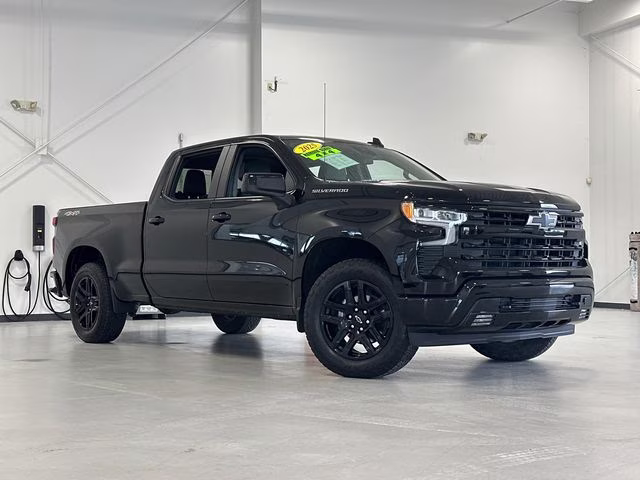 2025 Black Chevrolet Silverado 1500 RST 4X4 Truck