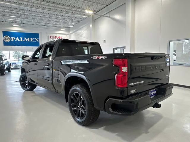 2025 Black Chevrolet Silverado 1500 RST 4X4 Truck
