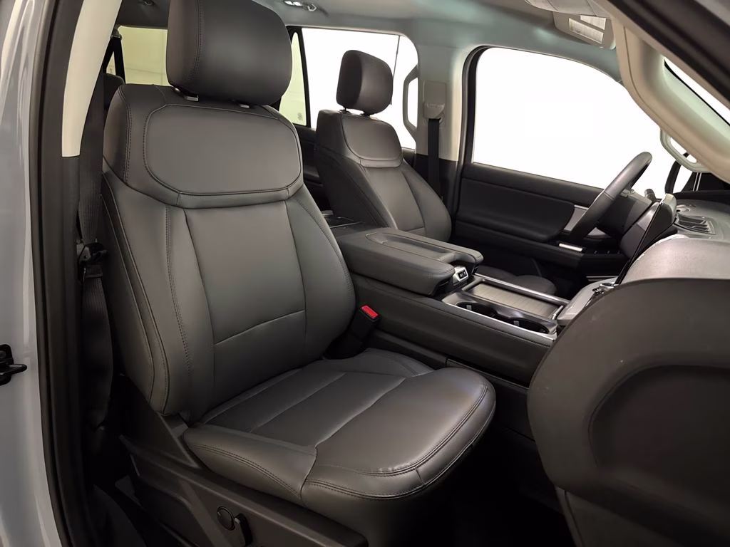 2026 Glacier Gray Metallic Tri-Coat Ford Expedition Max Active RWD SUV