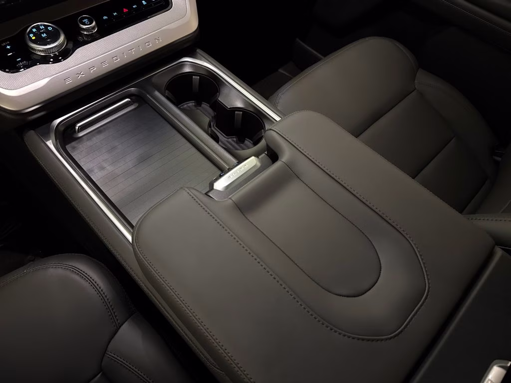 2026 Glacier Gray Metallic Tri-Coat Ford Expedition Max Active RWD SUV