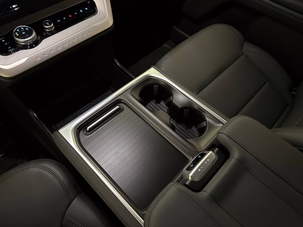 2026 Glacier Gray Metallic Tri-Coat Ford Expedition Max Active RWD SUV