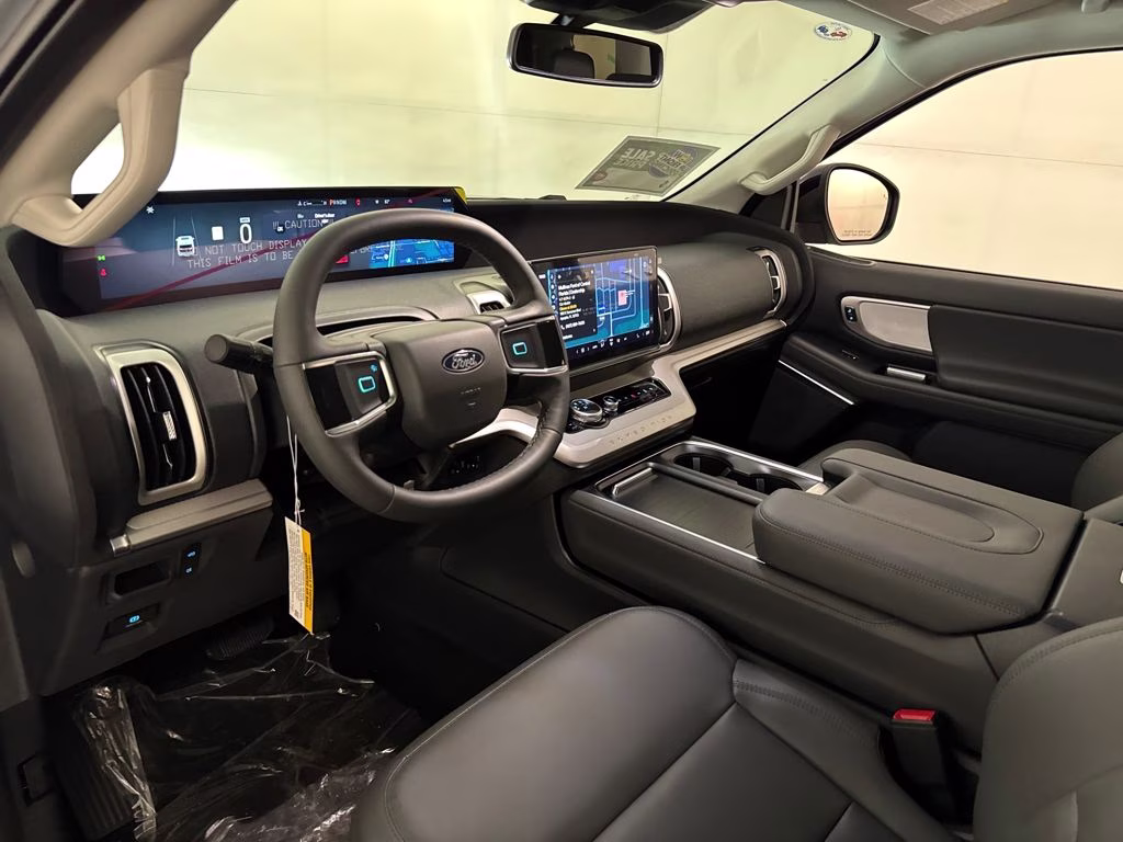 2026 Glacier Gray Metallic Tri-Coat Ford Expedition Max Active RWD SUV
