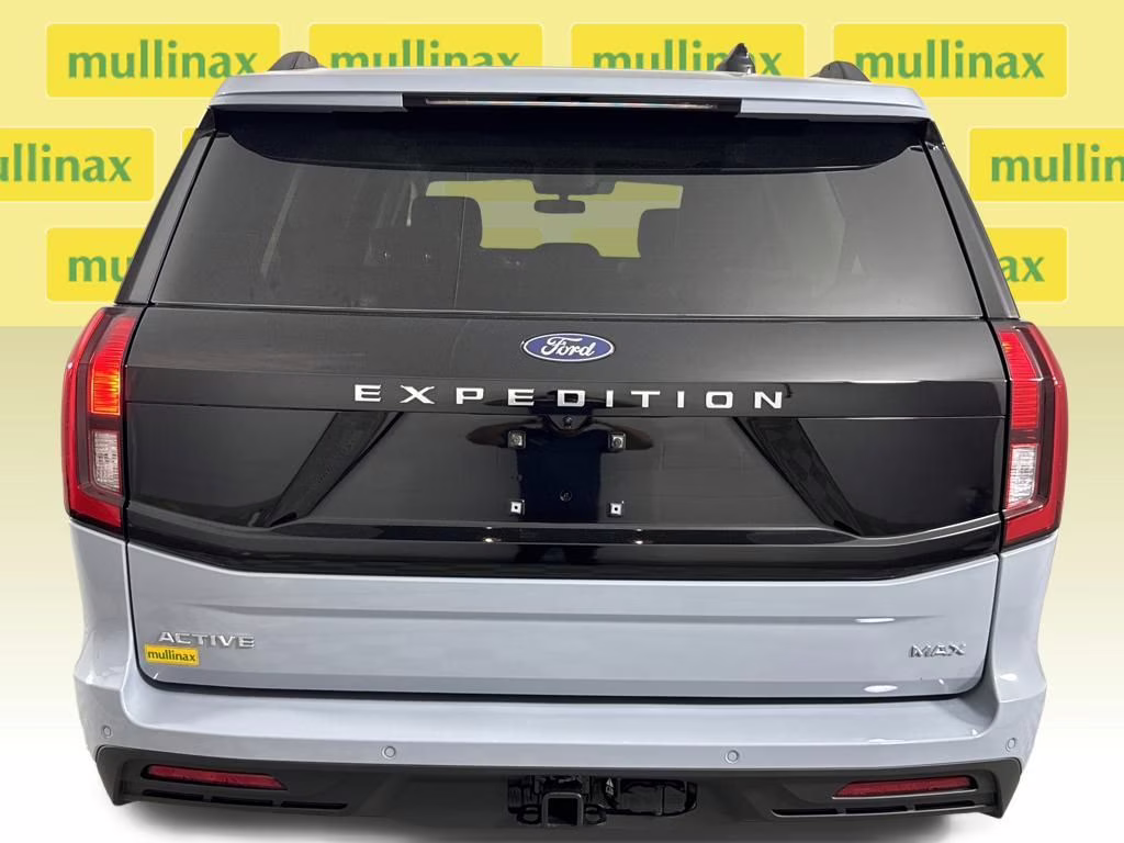 2026 Glacier Gray Metallic Tri-Coat Ford Expedition Max Active RWD SUV