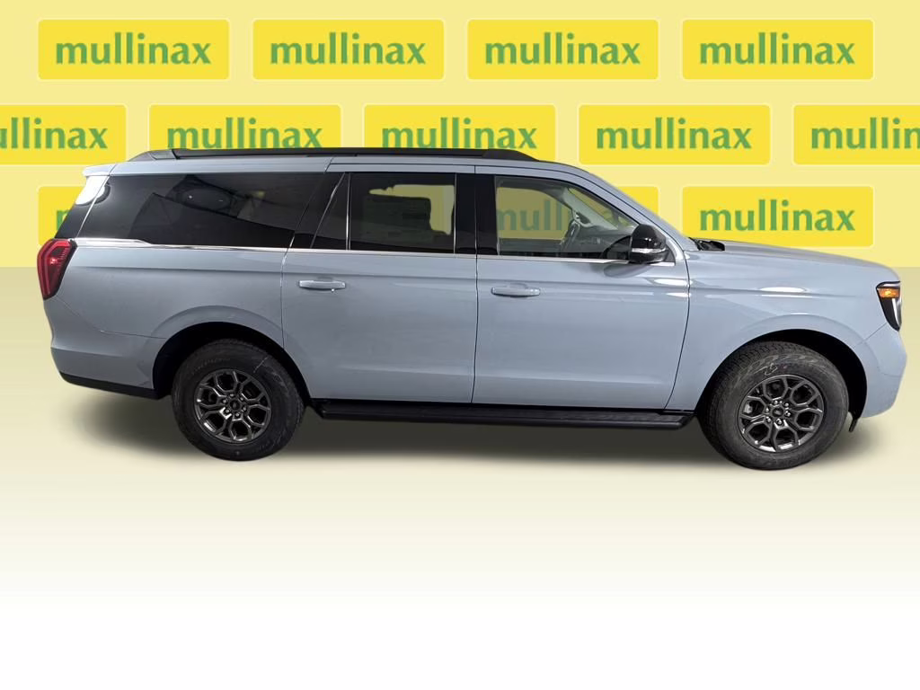 2026 Glacier Gray Metallic Tri-Coat Ford Expedition Max Active RWD SUV