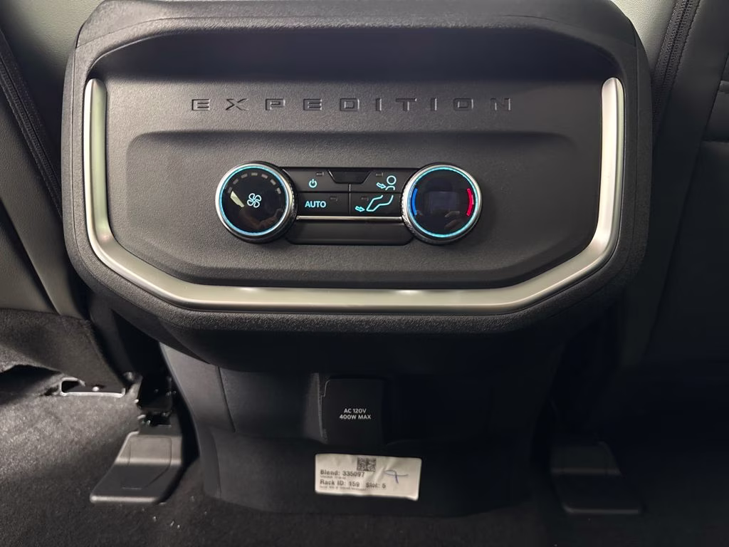 2026 Glacier Gray Metallic Tri-Coat Ford Expedition Max Active RWD SUV