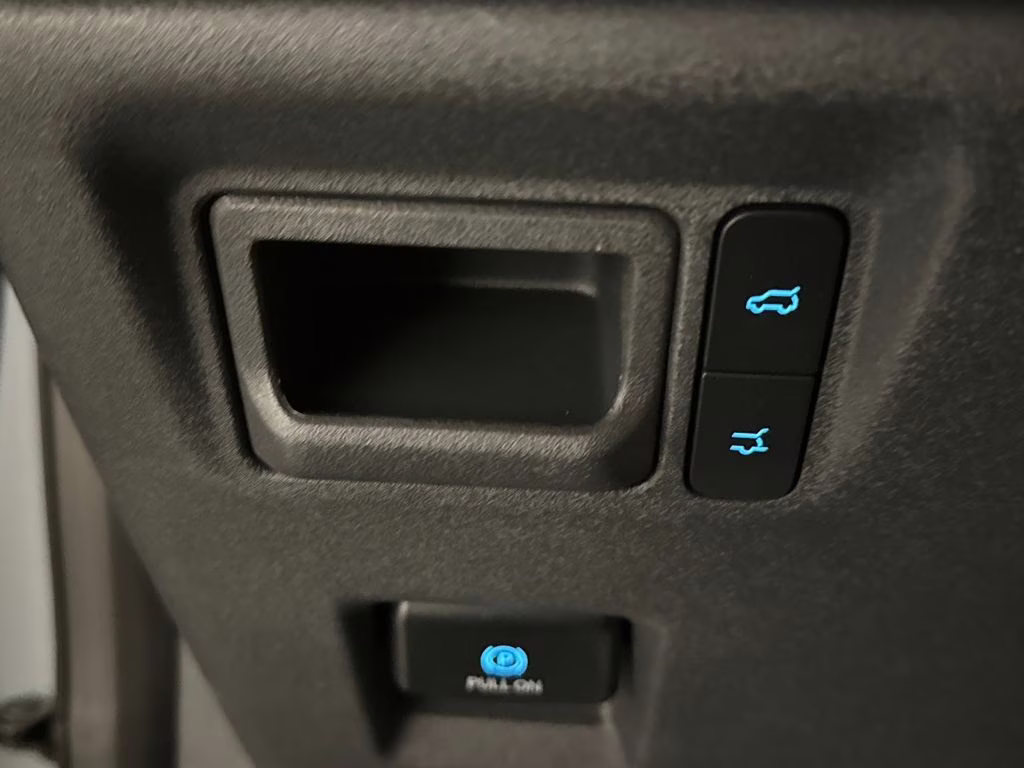 2026 Glacier Gray Metallic Tri-Coat Ford Expedition Max Active RWD SUV