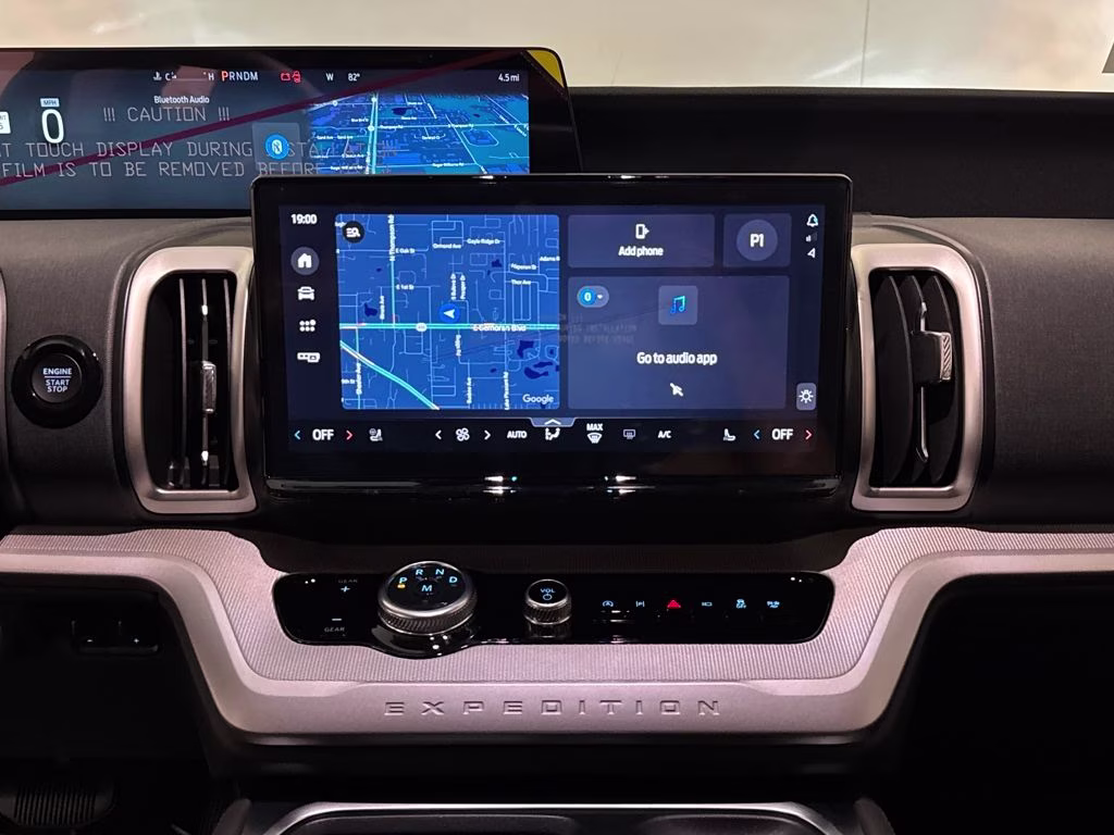 2026 Glacier Gray Metallic Tri-Coat Ford Expedition Max Active RWD SUV