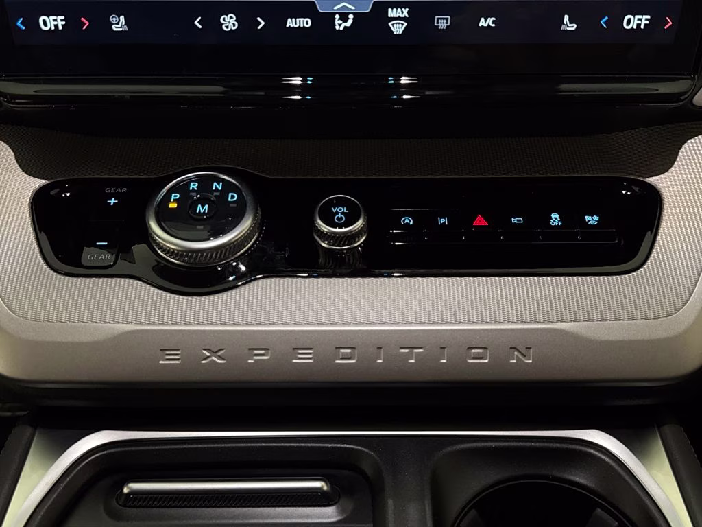 2026 Glacier Gray Metallic Tri-Coat Ford Expedition Max Active RWD SUV