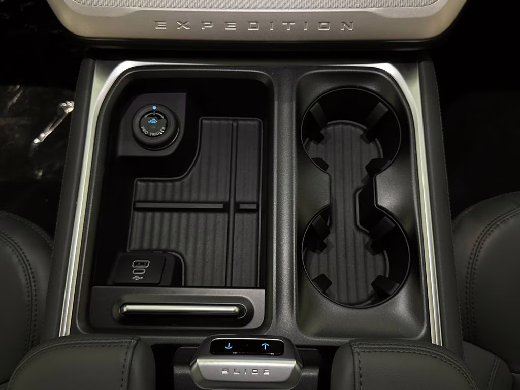 2026 Glacier Gray Metallic Tri-Coat Ford Expedition Max Active RWD SUV