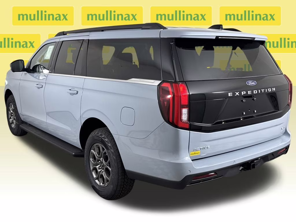 2026 Glacier Gray Metallic Tri-Coat Ford Expedition Max Active RWD SUV
