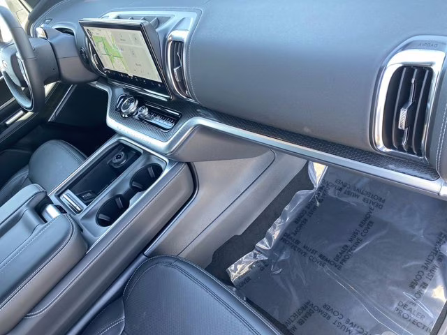 2025 Space Silver Metallic Ford Expedition Platinum 4X4 SUV