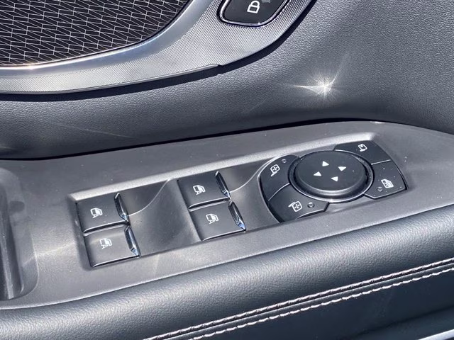 2025 Space Silver Metallic Ford Expedition Platinum 4X4 SUV