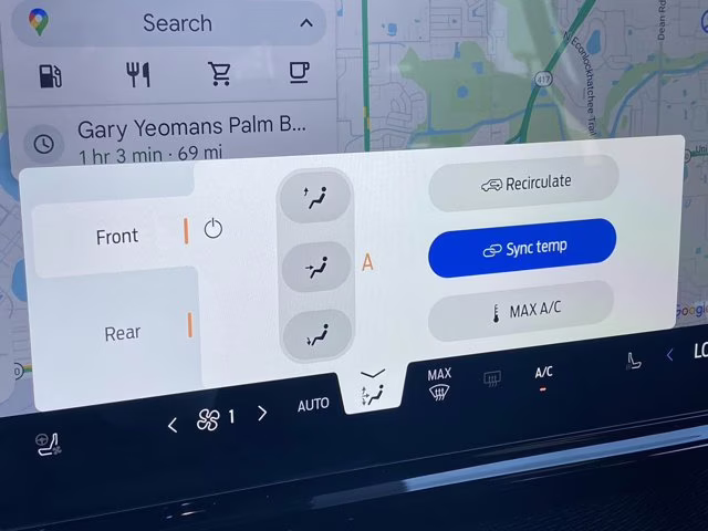 2025 Space Silver Metallic Ford Expedition Platinum 4X4 SUV