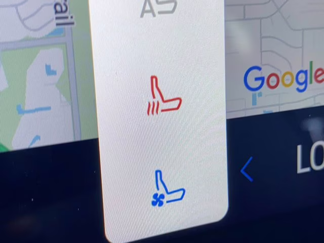 2025 Space Silver Metallic Ford Expedition Platinum 4X4 SUV