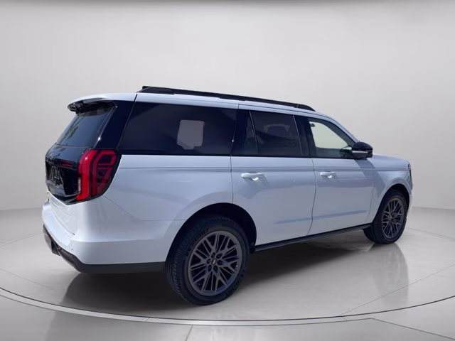 2025 Space Silver Metallic Ford Expedition Platinum 4X4 SUV