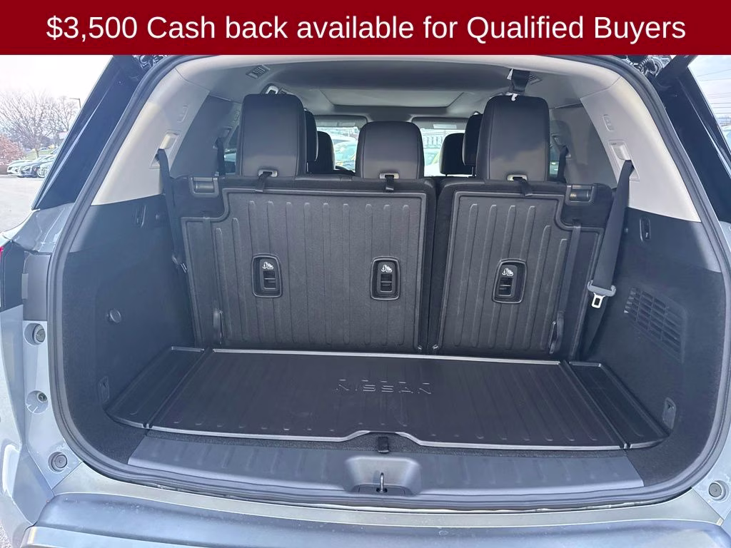 2026 Boulder Gray/Super Black Nissan Pathfinder Platinum 4X4 SUV