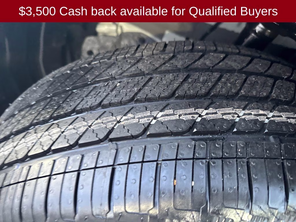2026 Boulder Gray/Super Black Nissan Pathfinder Platinum 4X4 SUV