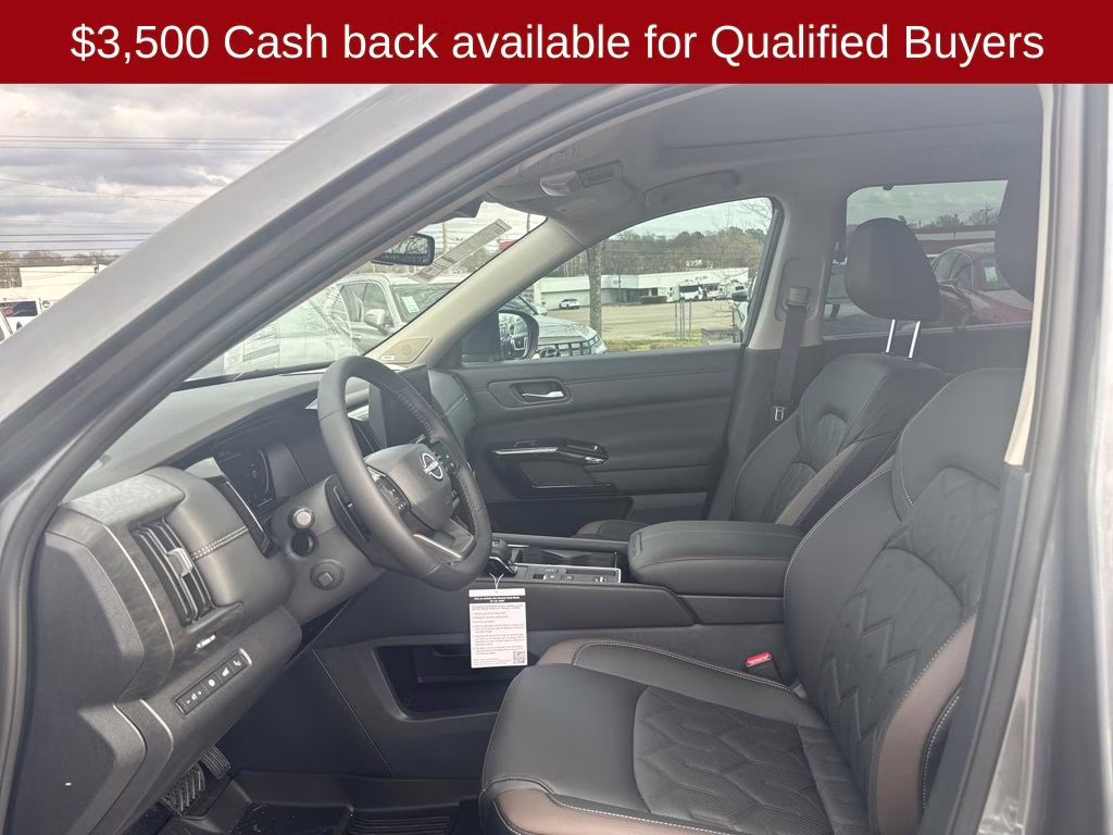 2026 Gun Metallic Nissan Pathfinder Platinum FWD SUV