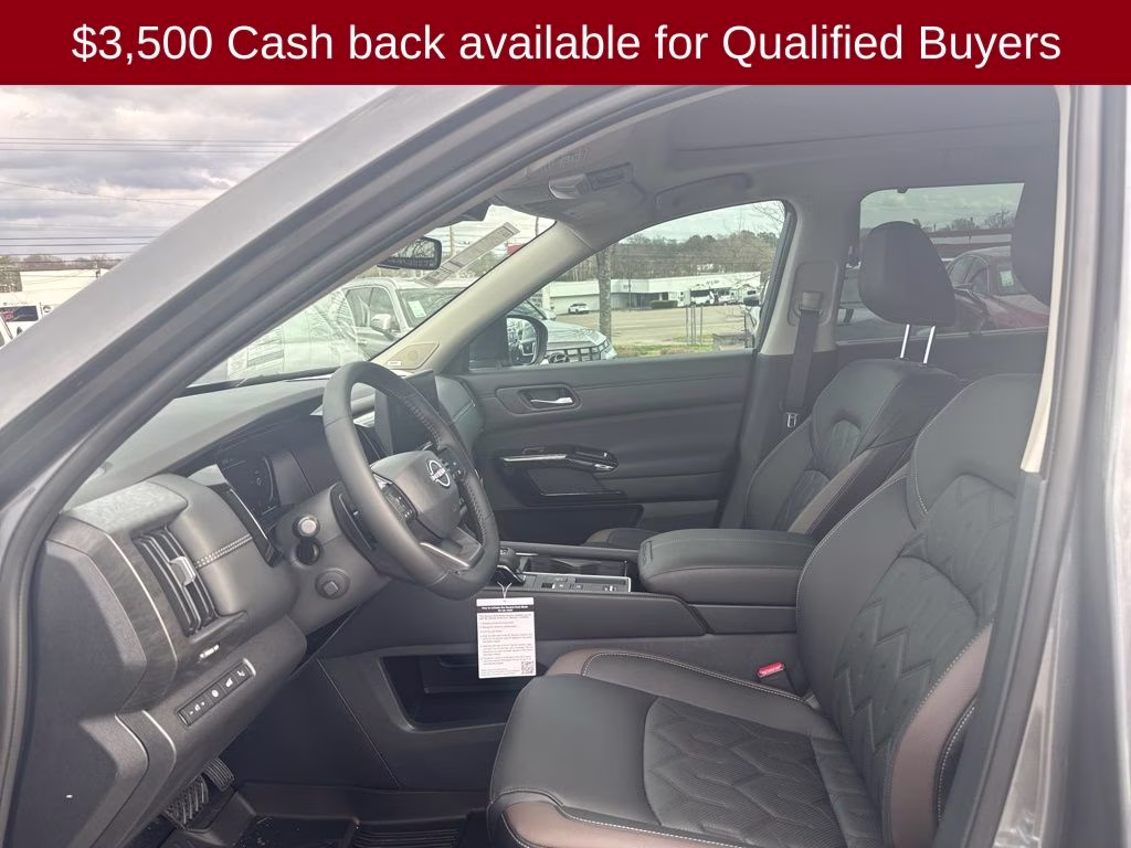 2026 Gun Metallic Nissan Pathfinder Platinum FWD SUV