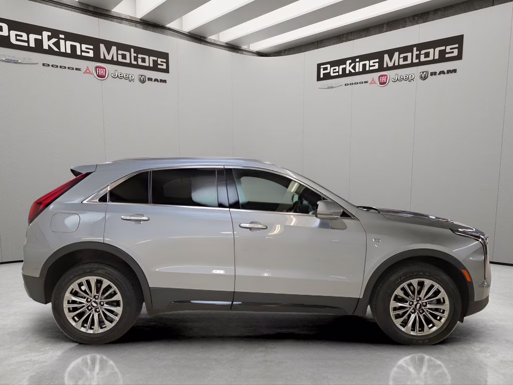 2024 Argent Silver Metallic Cadillac XT4 Premium Luxury AWD SUV