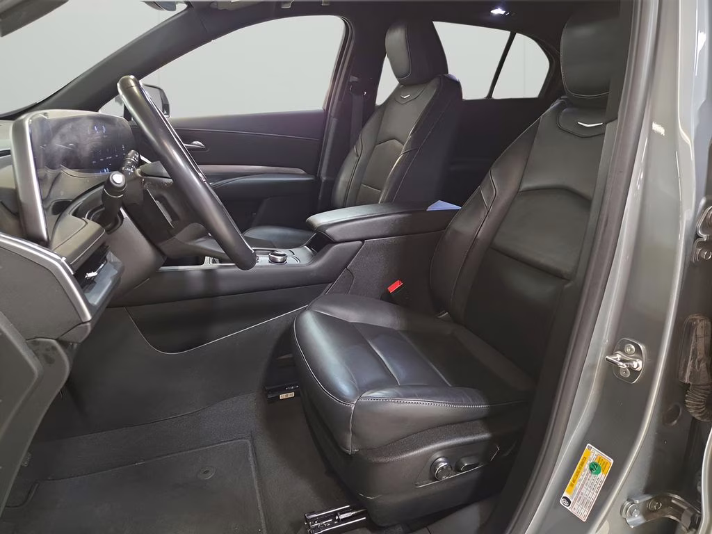 2024 Argent Silver Metallic Cadillac XT4 Premium Luxury AWD SUV