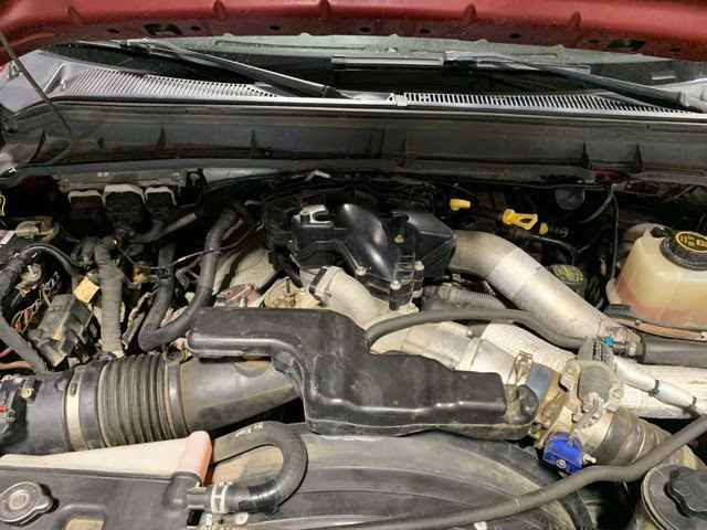 2016 Red Ford Super Duty F-350 SRW Lariat 4X4 Truck