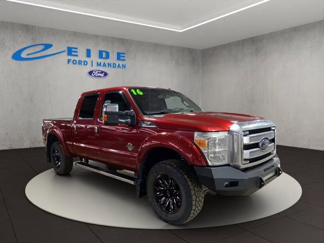 2016 Red Ford Super Duty F-350 SRW Lariat 4X4 Truck