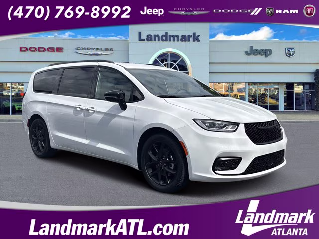 2026 Bright White Clearcoat Chrysler Pacifica Select FWD Van