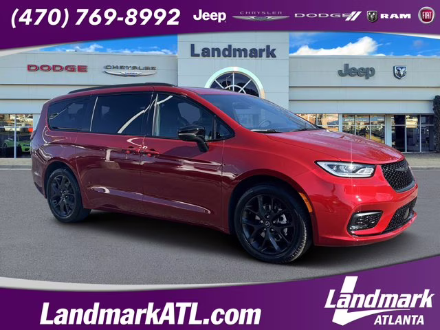 2026 Red Hot Pearlcoat Chrysler Pacifica Select FWD Van