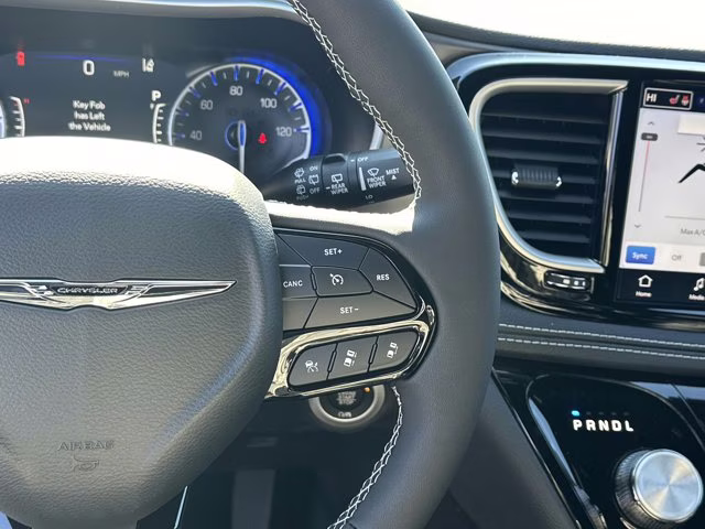 2026 Red Hot Pearlcoat Chrysler Pacifica Select FWD Van