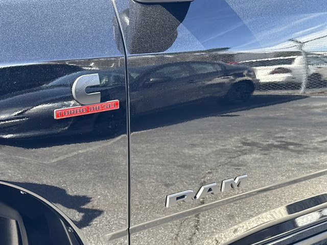 2026 Diamond Black Crystal Pearlcoat Ram 3500 Laramie 4X4 Truck