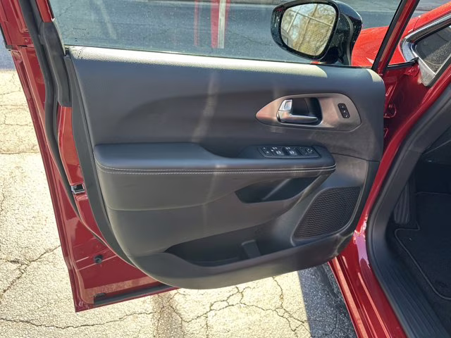 2026 Red Hot Pearlcoat Chrysler Pacifica Select FWD Van