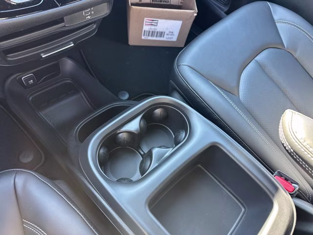 2026 Red Hot Pearlcoat Chrysler Pacifica Select FWD Van