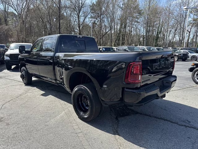 2026 Diamond Black Crystal Pearlcoat Ram 3500 Laramie 4X4 Truck