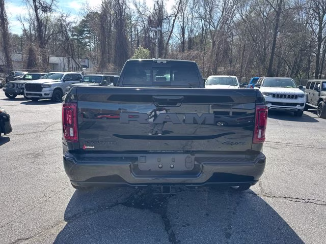 2026 Diamond Black Crystal Pearlcoat Ram 3500 Laramie 4X4 Truck