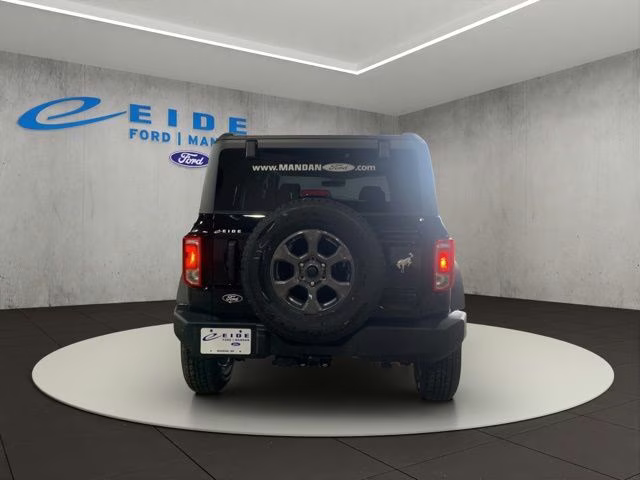 2026 Shadow Black Ford Bronco Big Bend 4X4 SUV