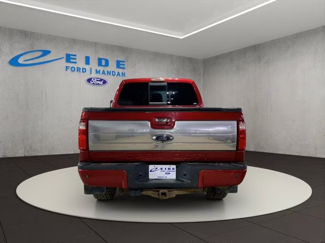 2016 Red Ford Super Duty F-350 SRW Lariat 4X4 Truck