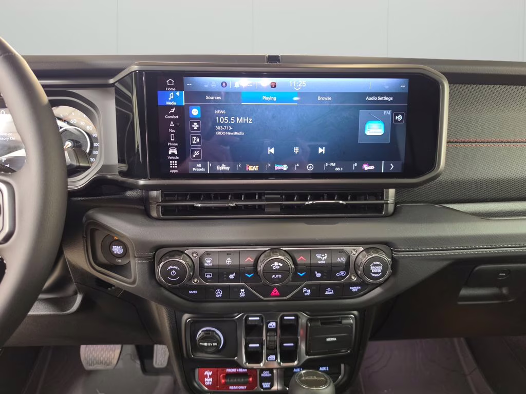 2026 Granite Crystal Metallic Clearcoat Jeep Gladiator Rubicon 4X4 Truck