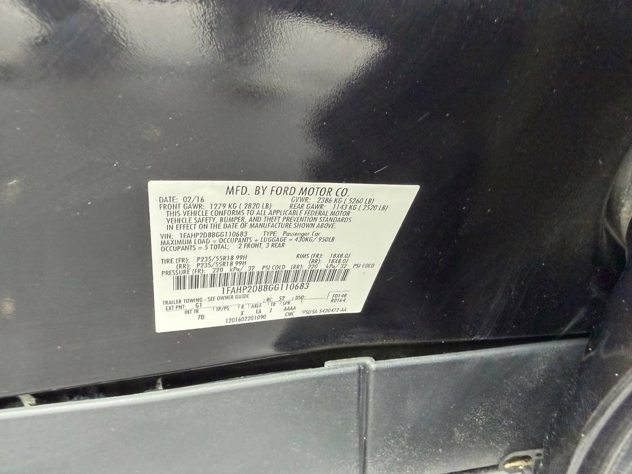 2016 Shadow Black Ford Taurus SE FWD Sedan