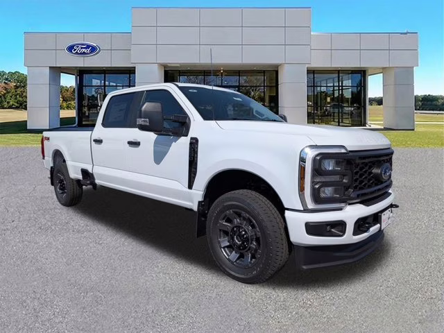 2026 Oxford White Ford Super Duty F-250 SRW XL 4X4 Truck