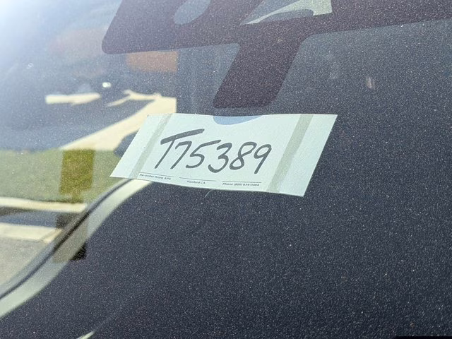 2026 Oxford White Ford Super Duty F-250 SRW XL 4X4 Truck