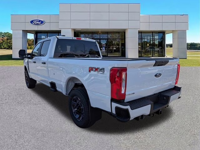 2026 Oxford White Ford Super Duty F-250 SRW XL 4X4 Truck
