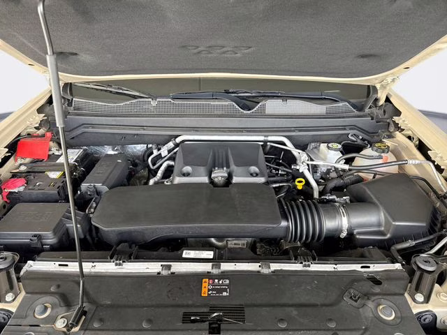 2024 Sand Dune Metallic Chevrolet Colorado ZR2 4X4 Truck