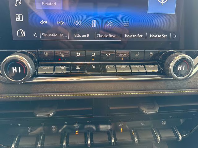 2024 Sand Dune Metallic Chevrolet Colorado ZR2 4X4 Truck