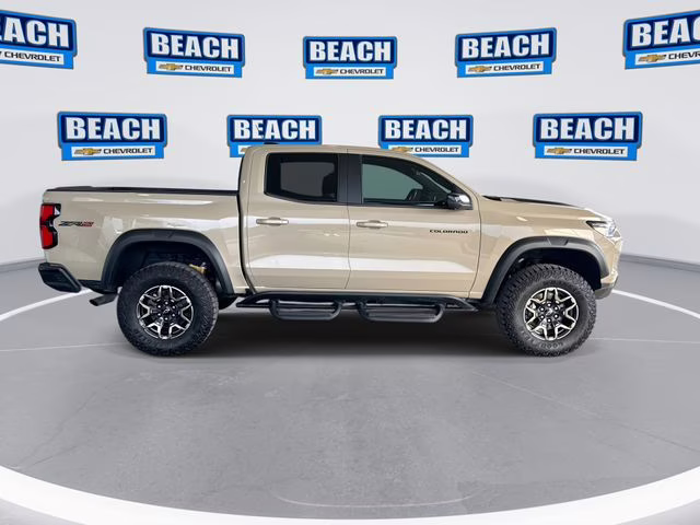 2024 Sand Dune Metallic Chevrolet Colorado ZR2 4X4 Truck