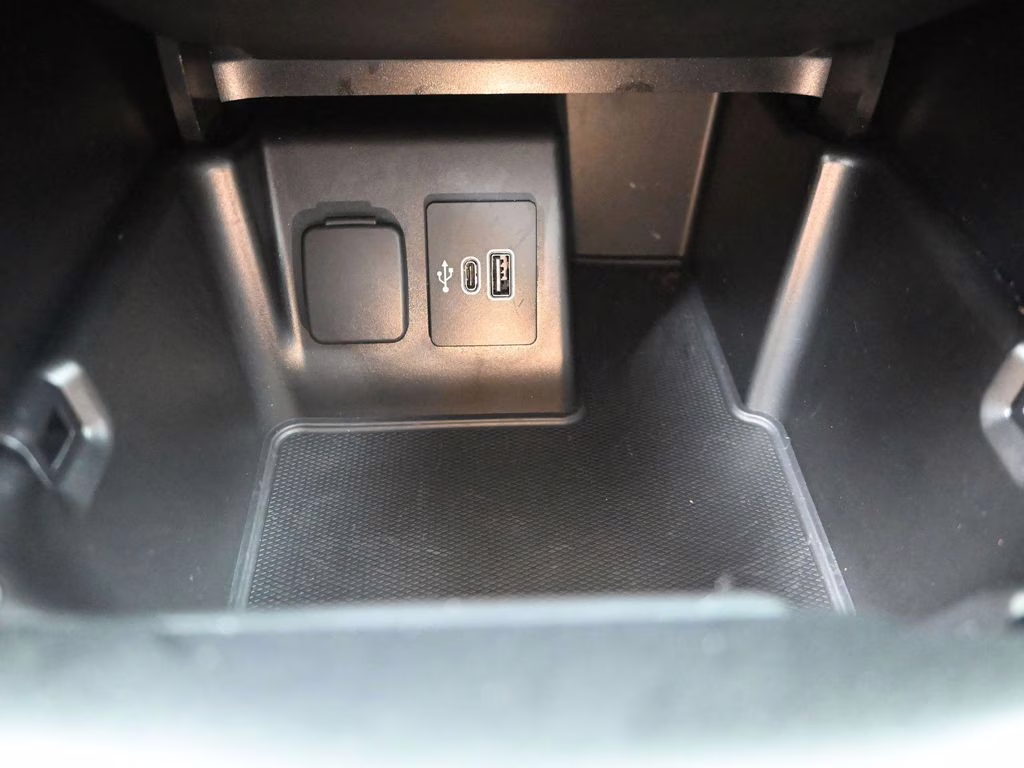 2025 Gray Metallic Ford Explorer ST-Line 4X4 SUV