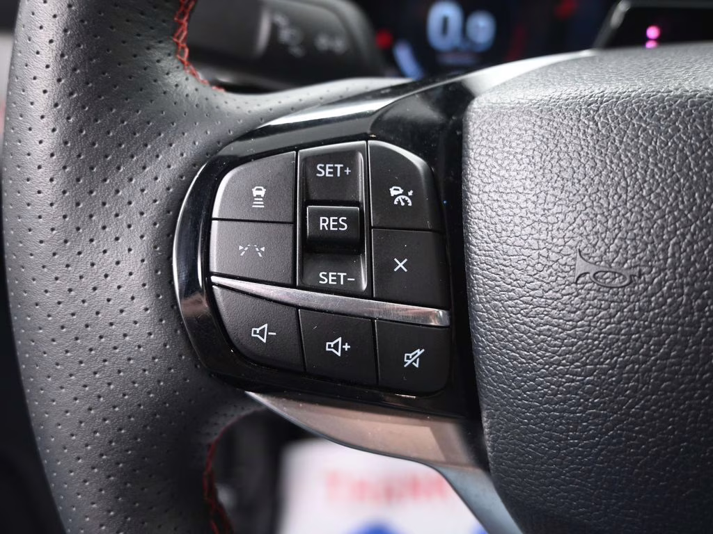 2025 Gray Metallic Ford Explorer ST-Line 4X4 SUV