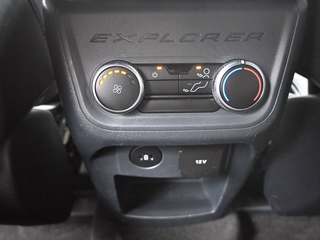 2025 Gray Metallic Ford Explorer ST-Line 4X4 SUV