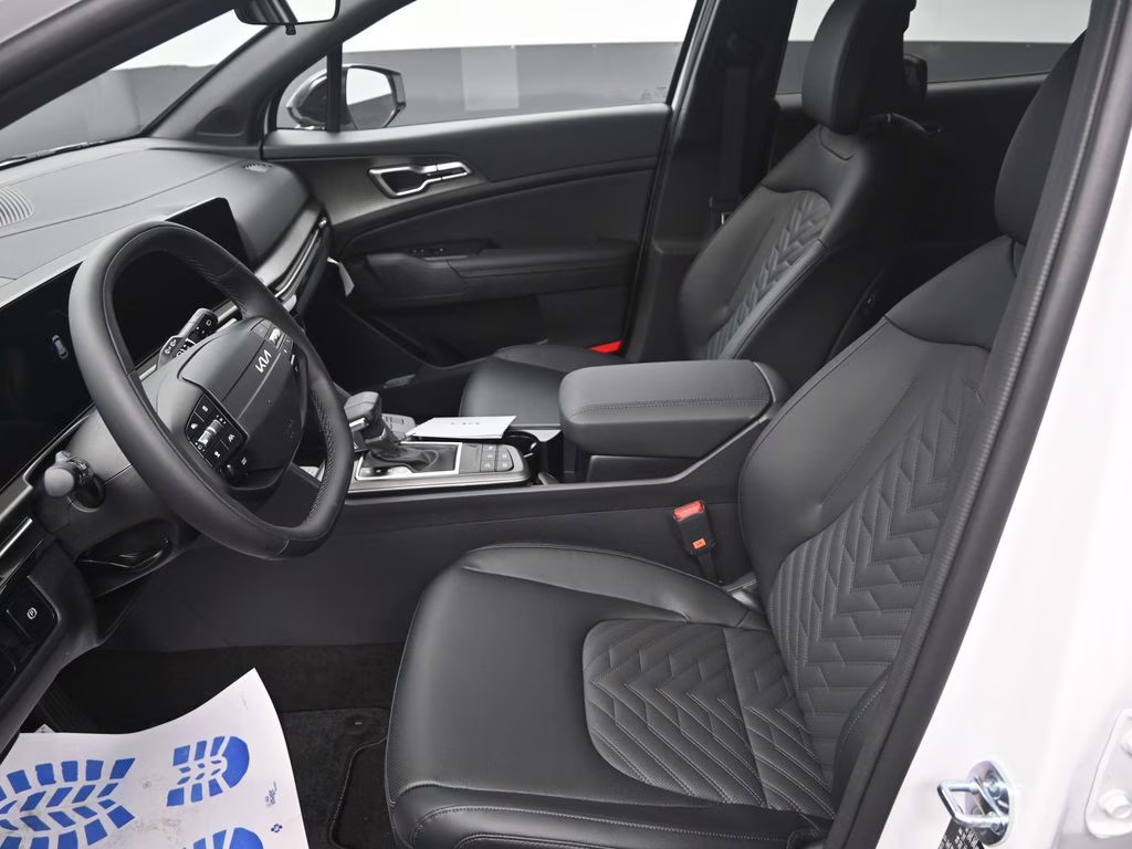 2026 Glacial White Pearl Kia Sportage X-Line AWD SUV