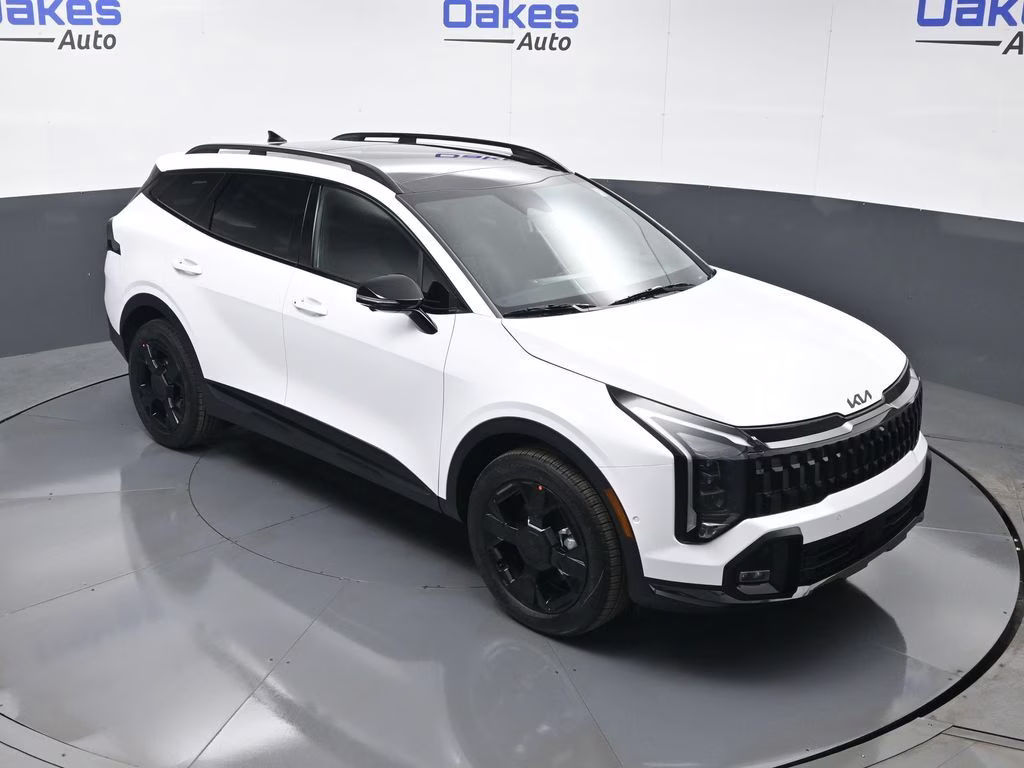 2026 Glacial White Pearl Kia Sportage X-Line AWD SUV